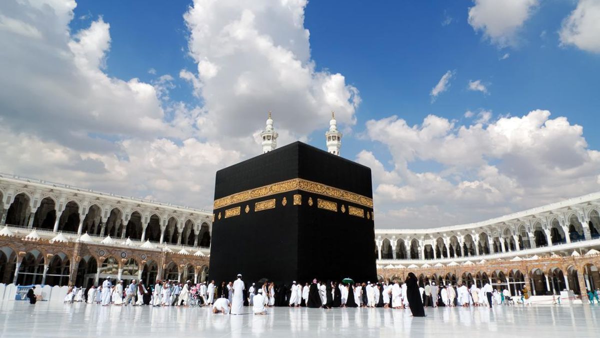 Umroh Pertama Kali? Terapkan 5 Tips Umroh Ini Sebelum ke Tanah Suci
